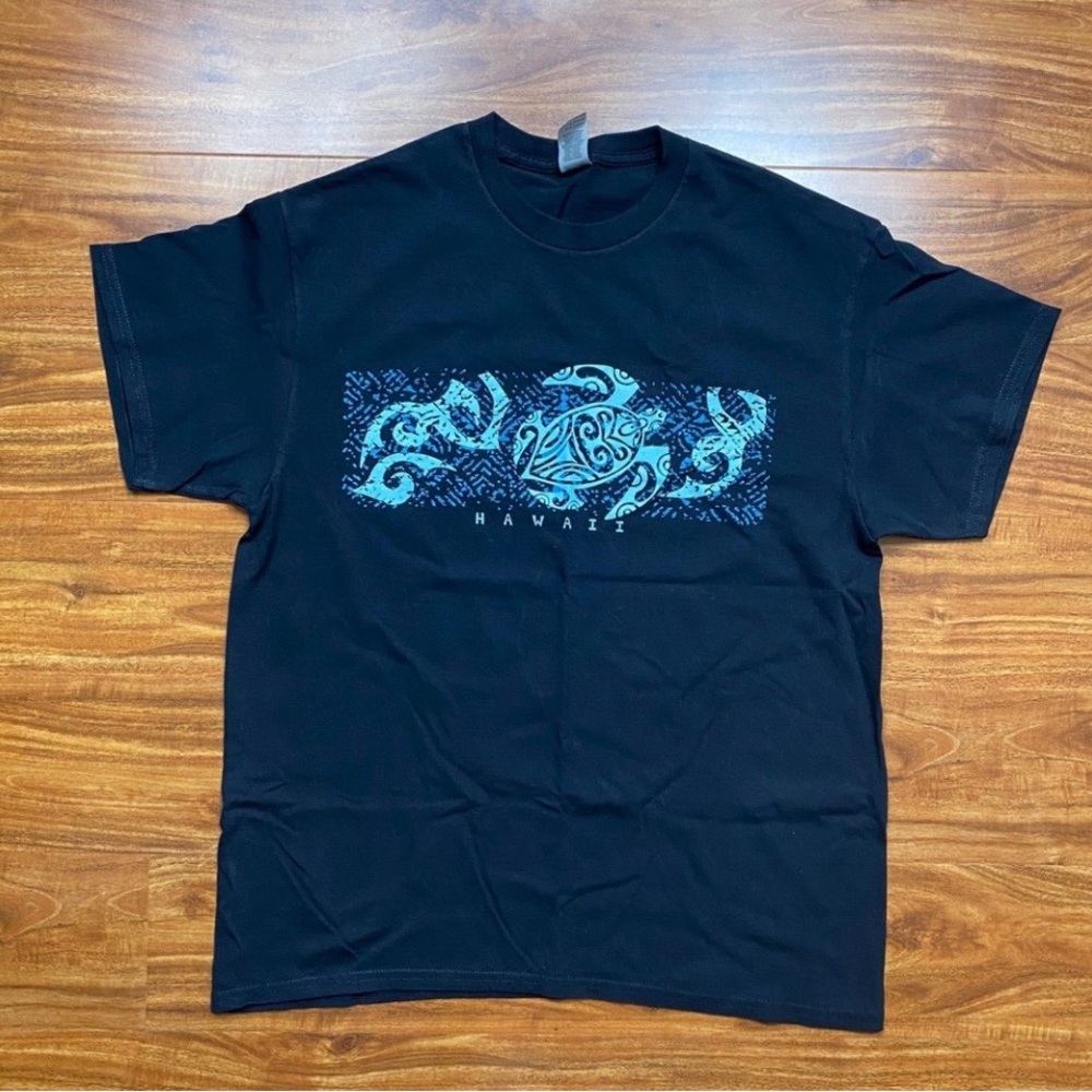 Gildan Men's Heavy Cotton Unisex Black Crew Hawaii Turtle T-Shirt Size Large